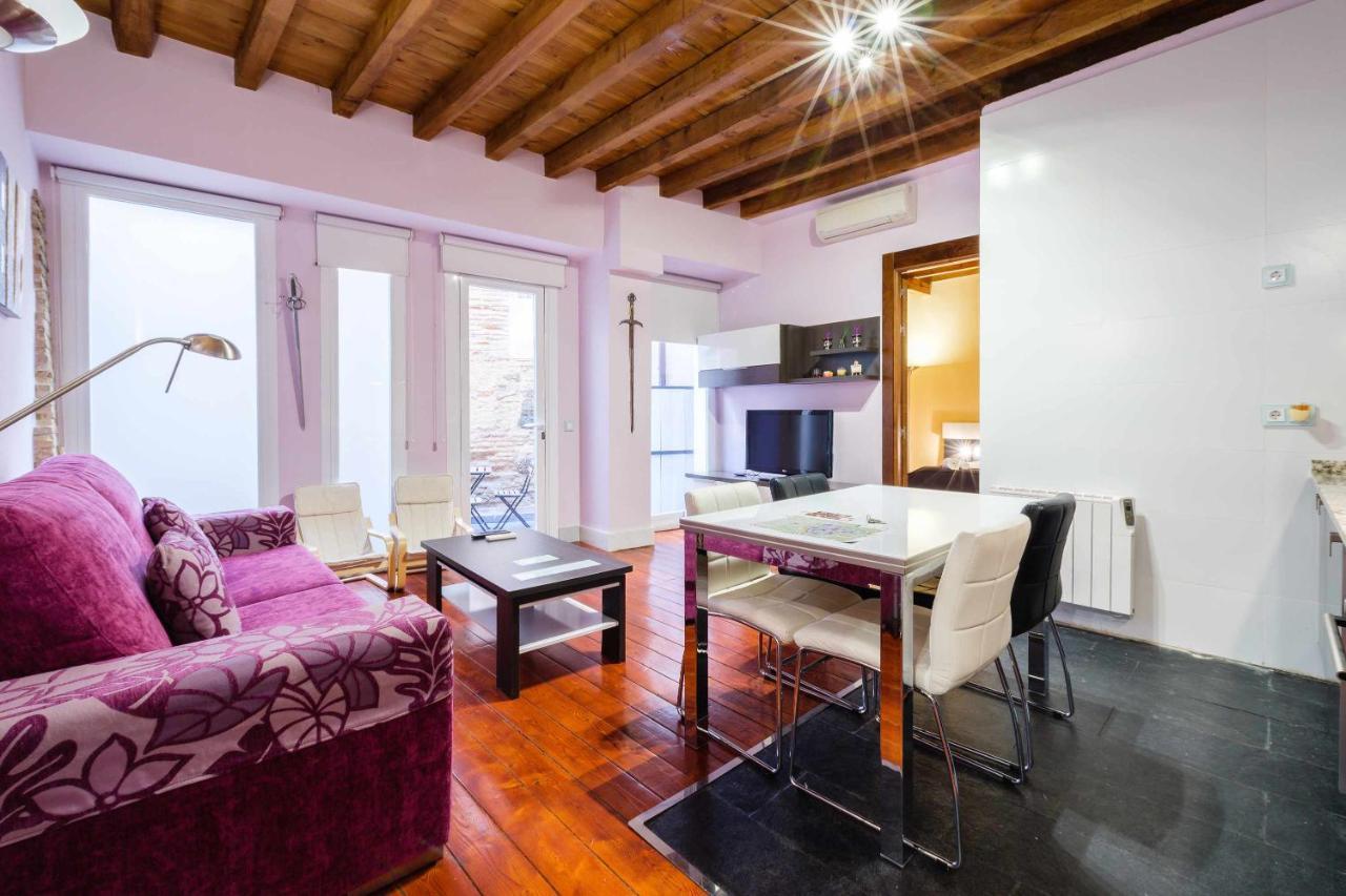 Apartamento Con Patio Junto A La Catedral By Toledo Ap Ngoại thất bức ảnh