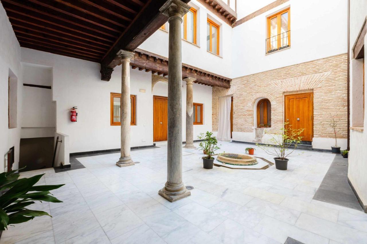 Apartamento Con Patio Junto A La Catedral By Toledo Ap Ngoại thất bức ảnh
